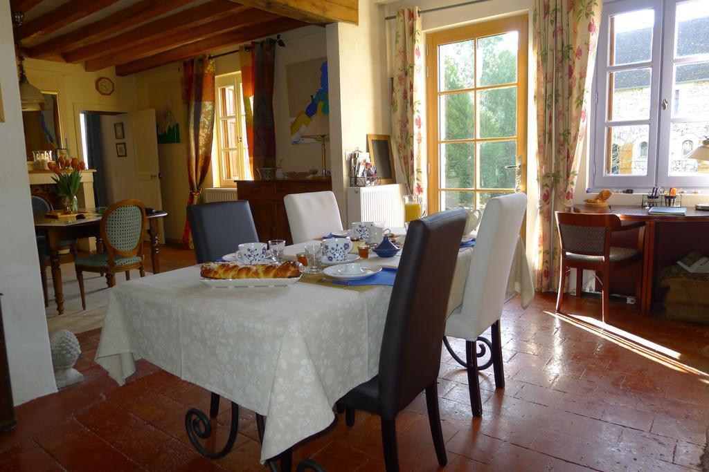 ホテル Chambre D'Hote Le Sablonnet Ciran エクステリア 写真